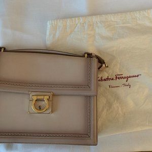 Salvatore Ferragamo Purse *authentic* Beige/Pink Bag
